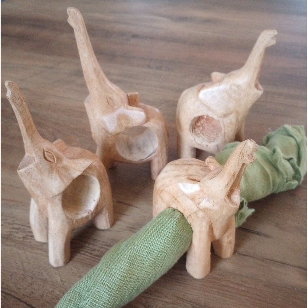 VTG Set of 4 Hand Carved Wooden Elephant (Raised Trunk) Napkin Rings NWOT